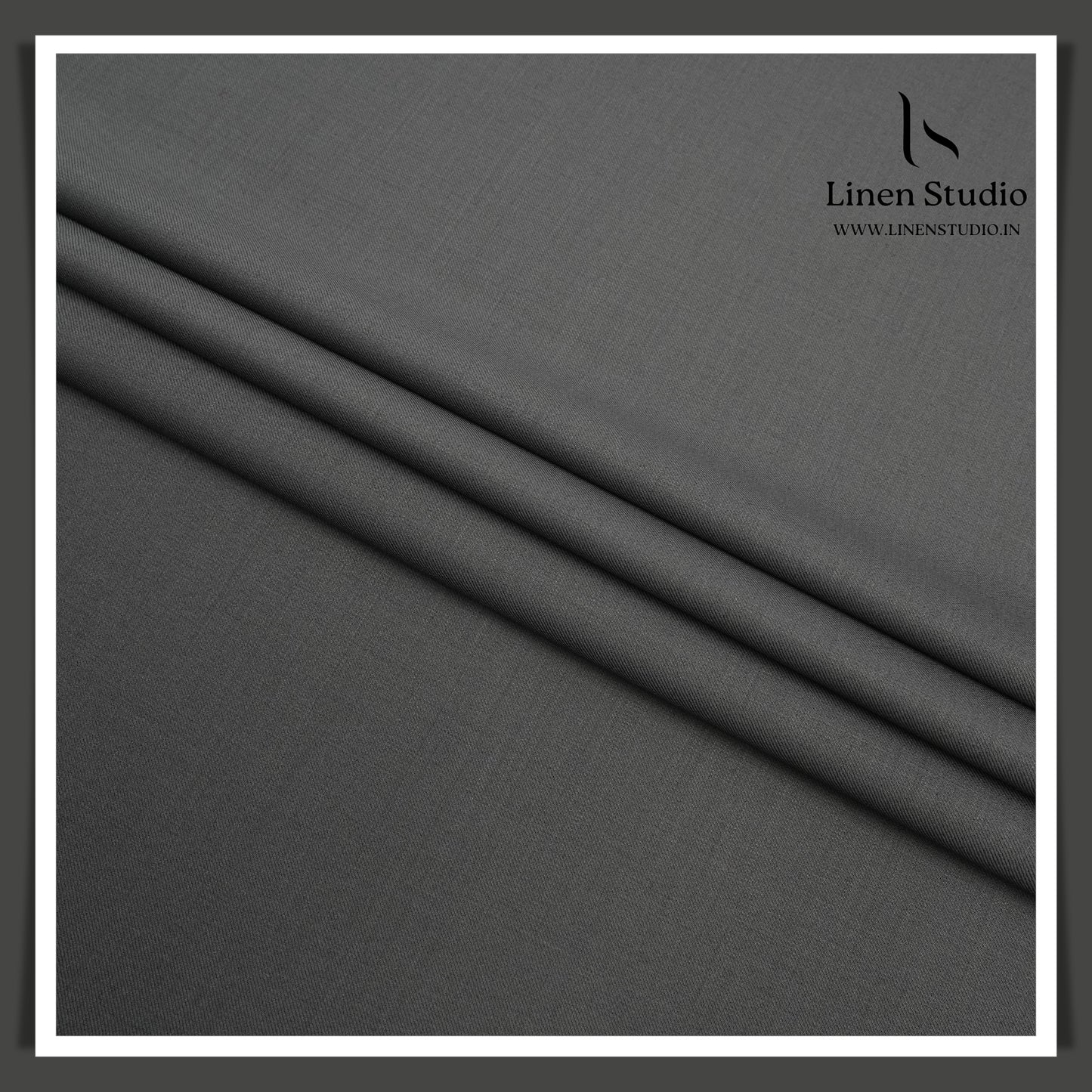 120's Australian Merino Luxury Wool Suiting by Montlino - C5018 (Zoom In) (NEW)