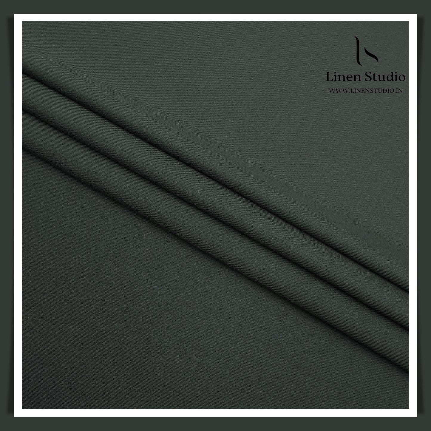 120's Australian Merino Luxury Wool Suiting by Montlino - C5020 (Zoom In) (NEW)