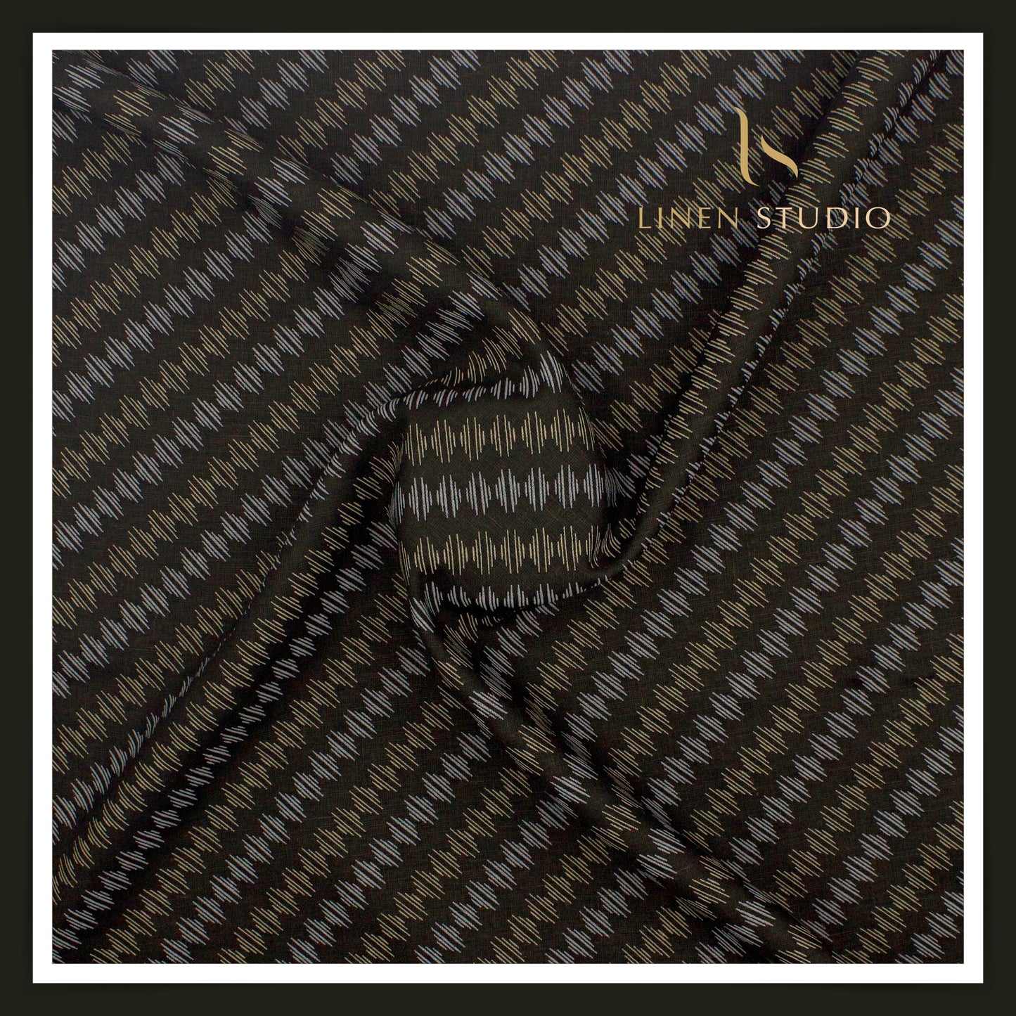 Burgoyne 60 Lea Premium Linen Printed Shirting -  Black Line (NEW)