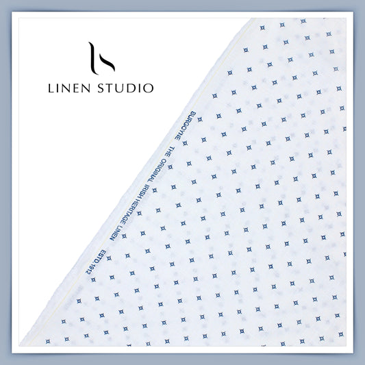 60 Lea Printed Linen Shirting by Burgoyne - Bright Textured White & Blue Print (NEW) (Zoom In)