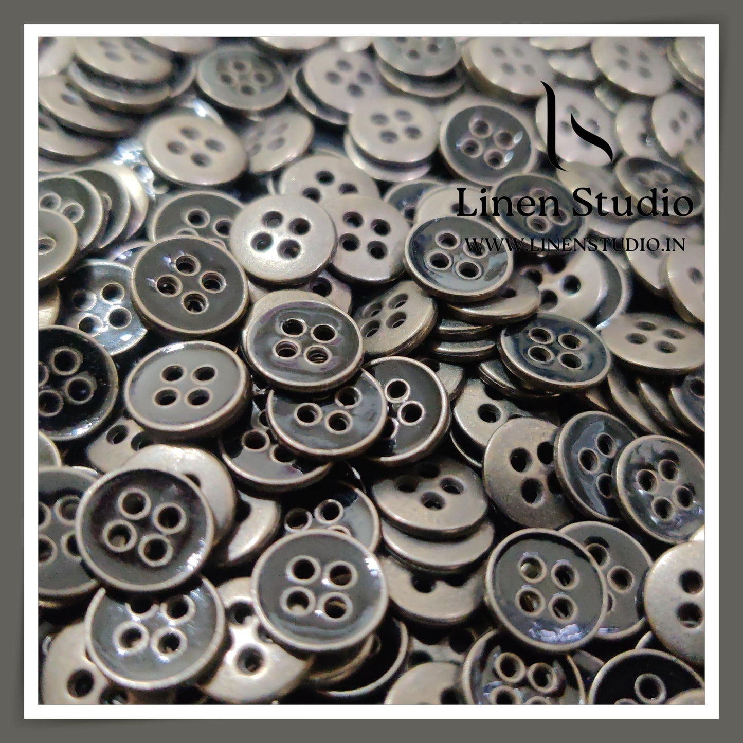 Round Rim 4 Hole Metal Shirt Buttons - Black 16L 5g LF