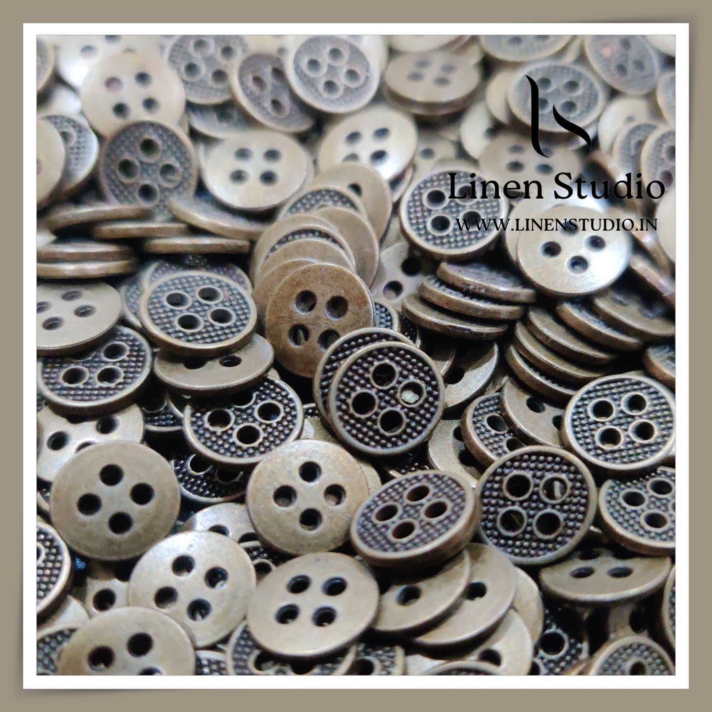Round Rim 4 Hole Metal Shirt Buttons - Brass 18L 20g LD