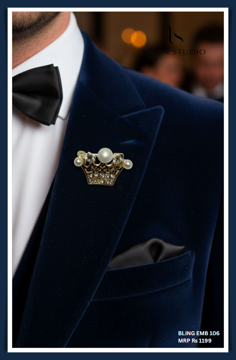 Brooch - Pearl & Crystal Crown (NEW)