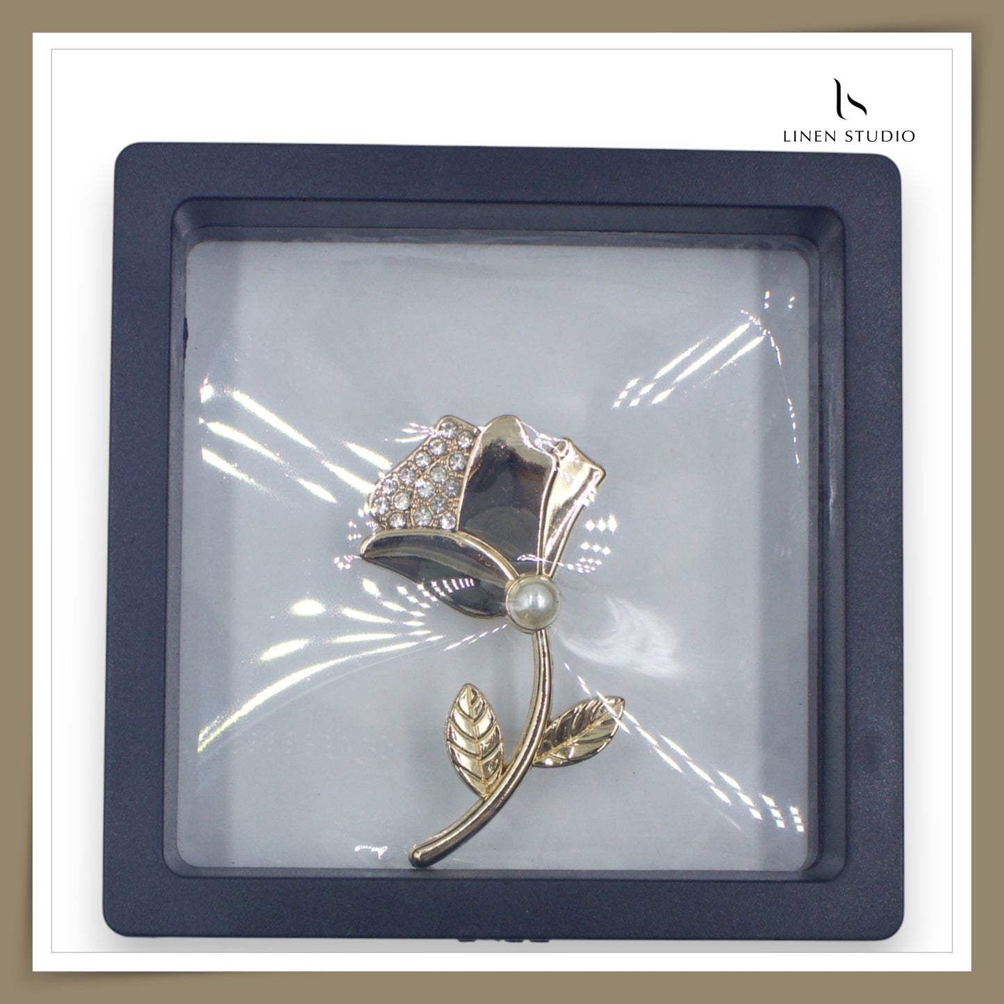 Brooch - Gold Toned Tulip with Crystal & Pearl Details (NEW)