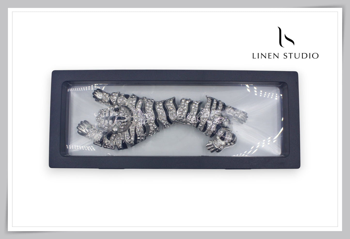 Exclusive Brooch -  Silver Tiger (NEW)