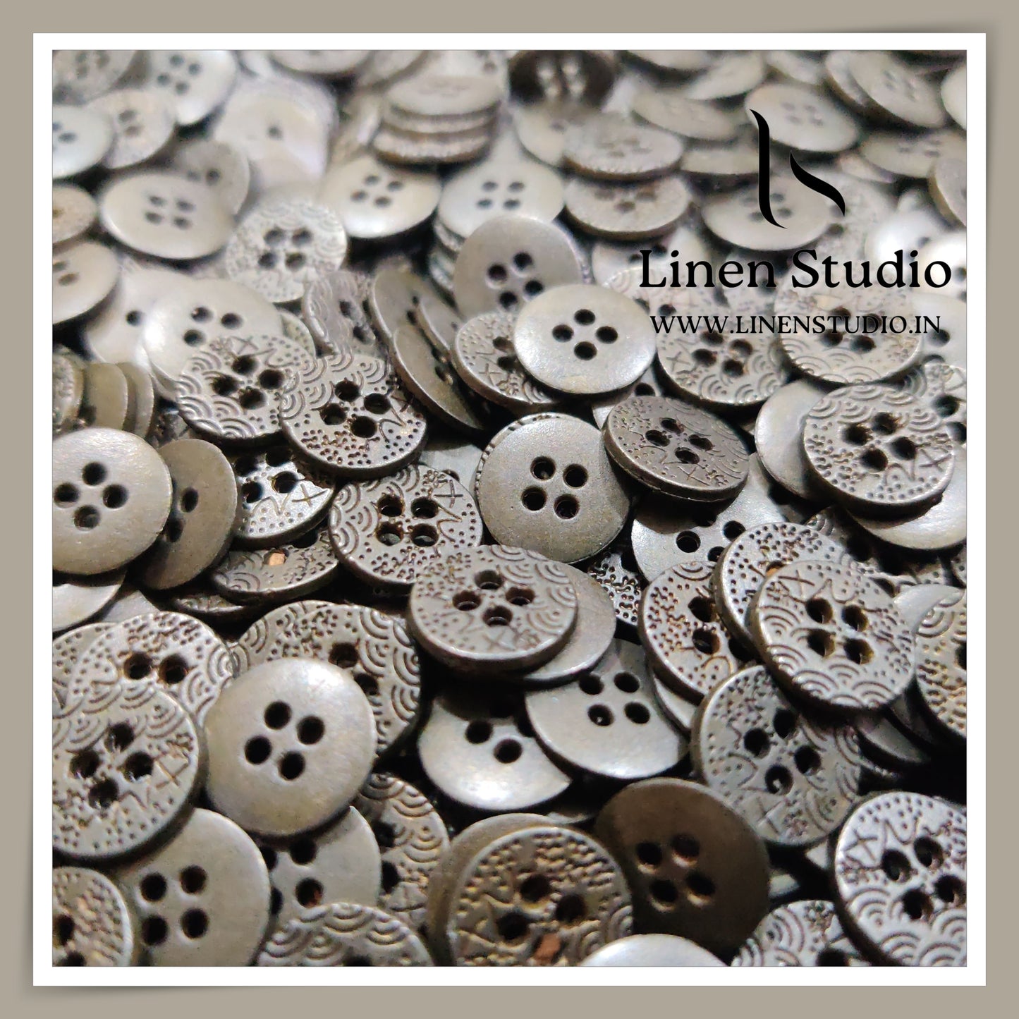 Round Rim 4 Hole Metal Shirt Buttons - GunMetal 18L 30g LF