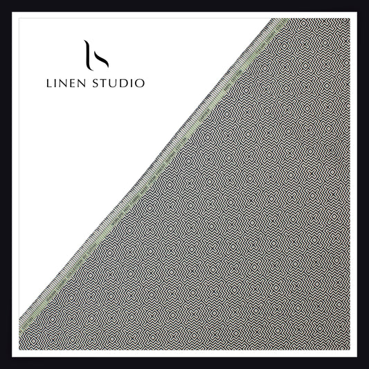 1.30 MTR SHIRTING - END BIT 42 (FLAT RATE)