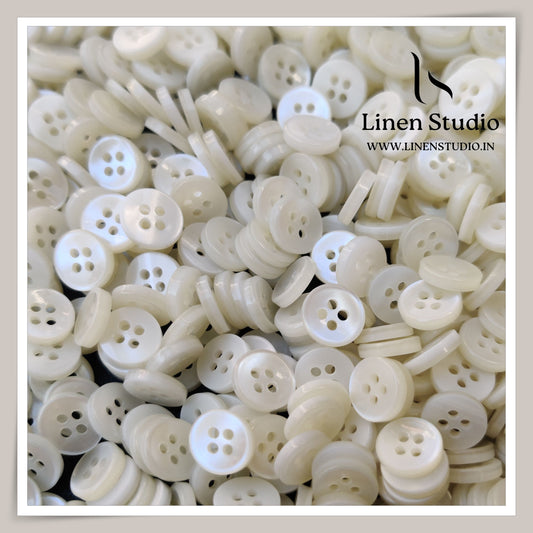 Round Rim 4 Hole Gradient Shirt Buttons - P01ALR SG016 18L