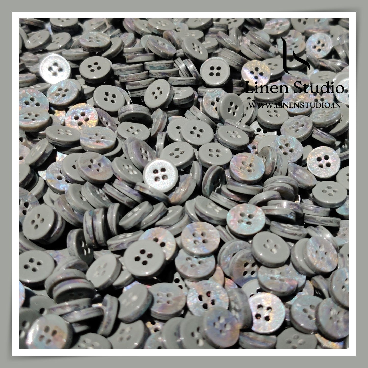 Round Rim 4 Hole Designers Choice Shirt Buttons - P14 SG005 18L