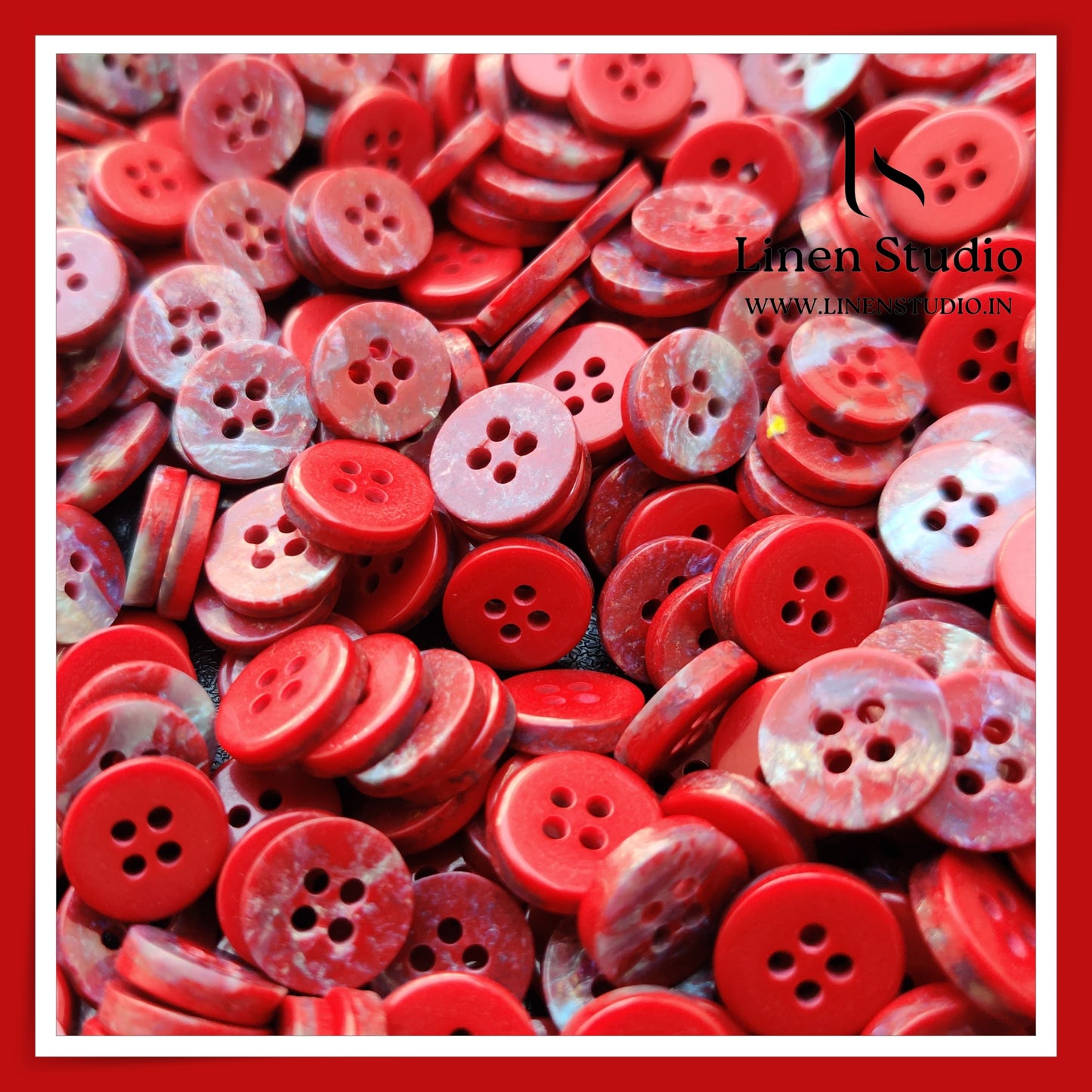Round Rim 4 Hole Designers Choice Shirt Buttons - P14 SG008 18L