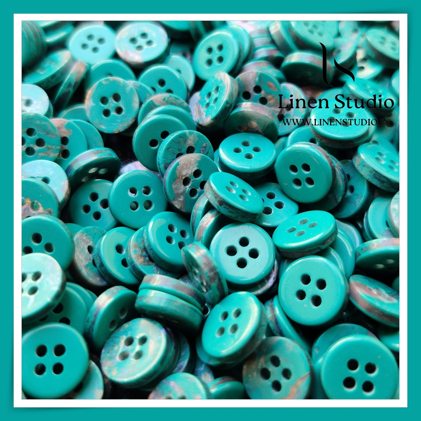 Round Rim 4 Hole Designers Choice Shirt Buttons - P14 SG009 16L