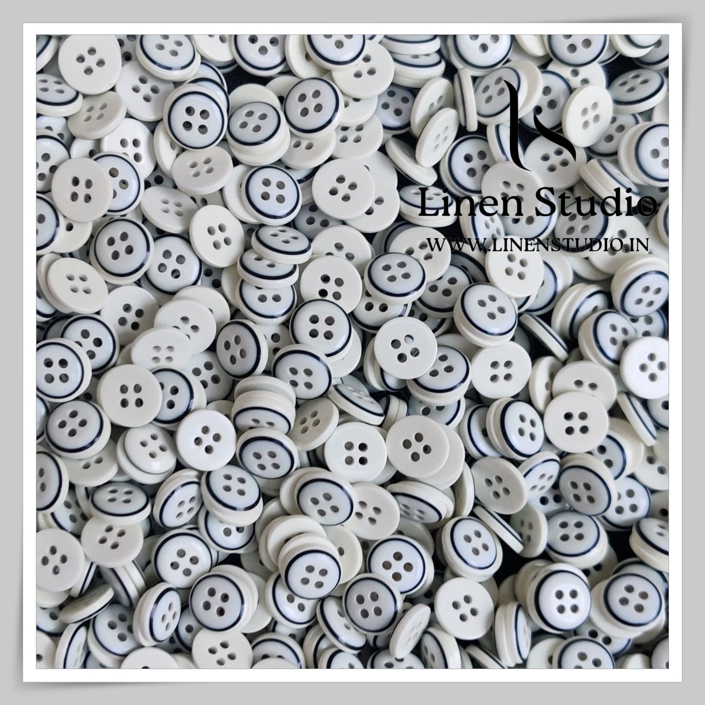 Round Rim 4 Hole Twin Colour Shirt Buttons - P34A SG004 18L