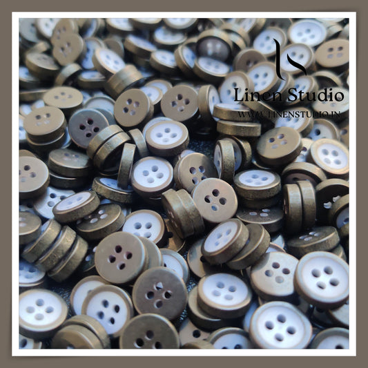 Round Rim 4 Hole Twin Colour Shirt Buttons - P34C SG029 18L