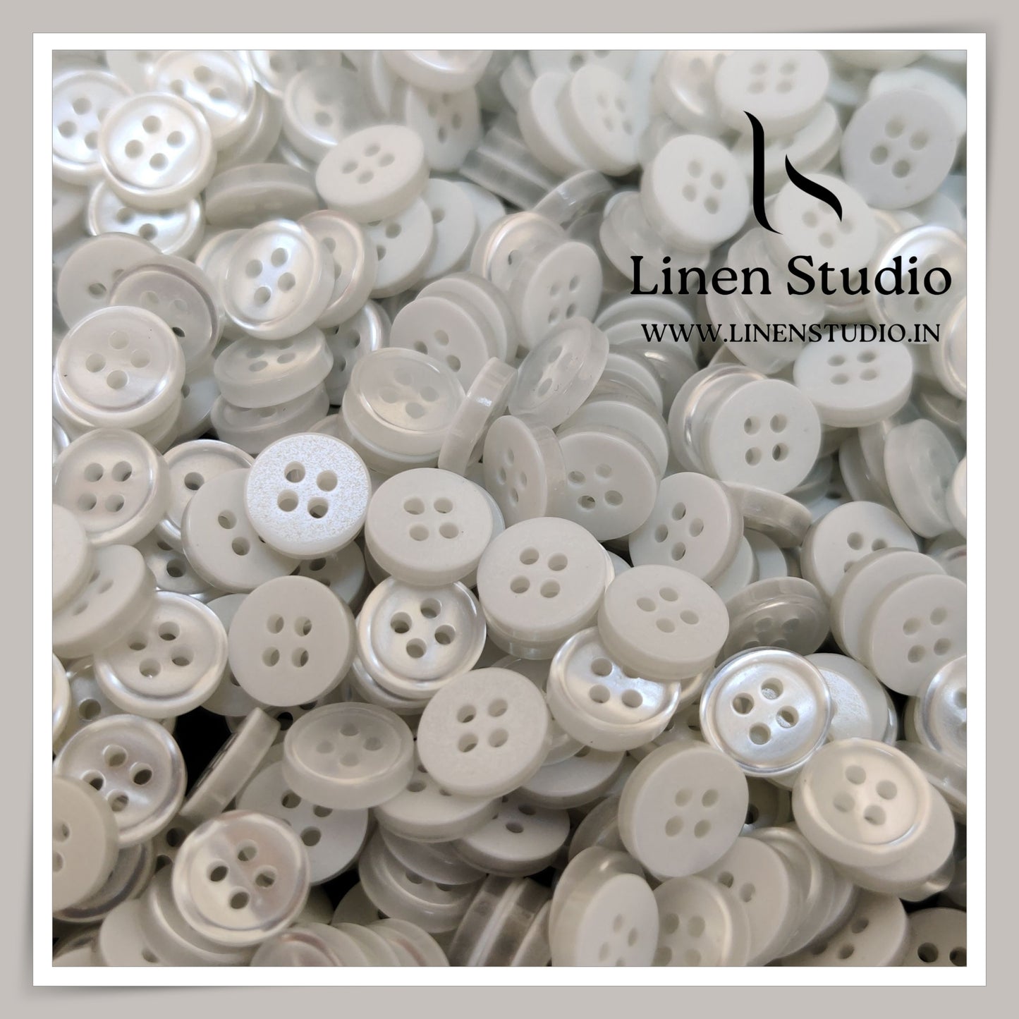 Round Rim 4 Hole White Shirt Buttons - P34G SG018 16L