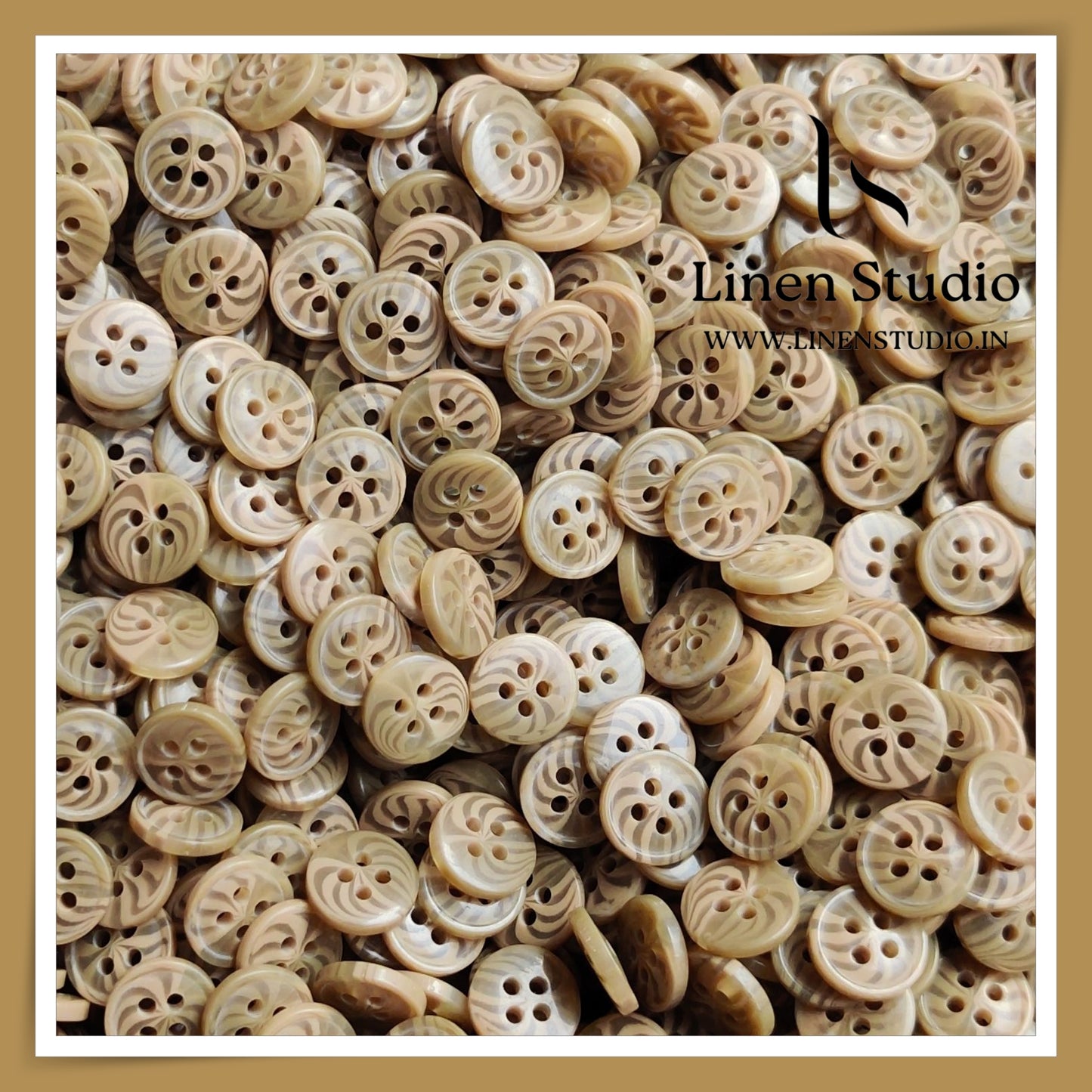 Round Rim 4 Hole Rod Shirt Buttons - P37J SG008 18L
