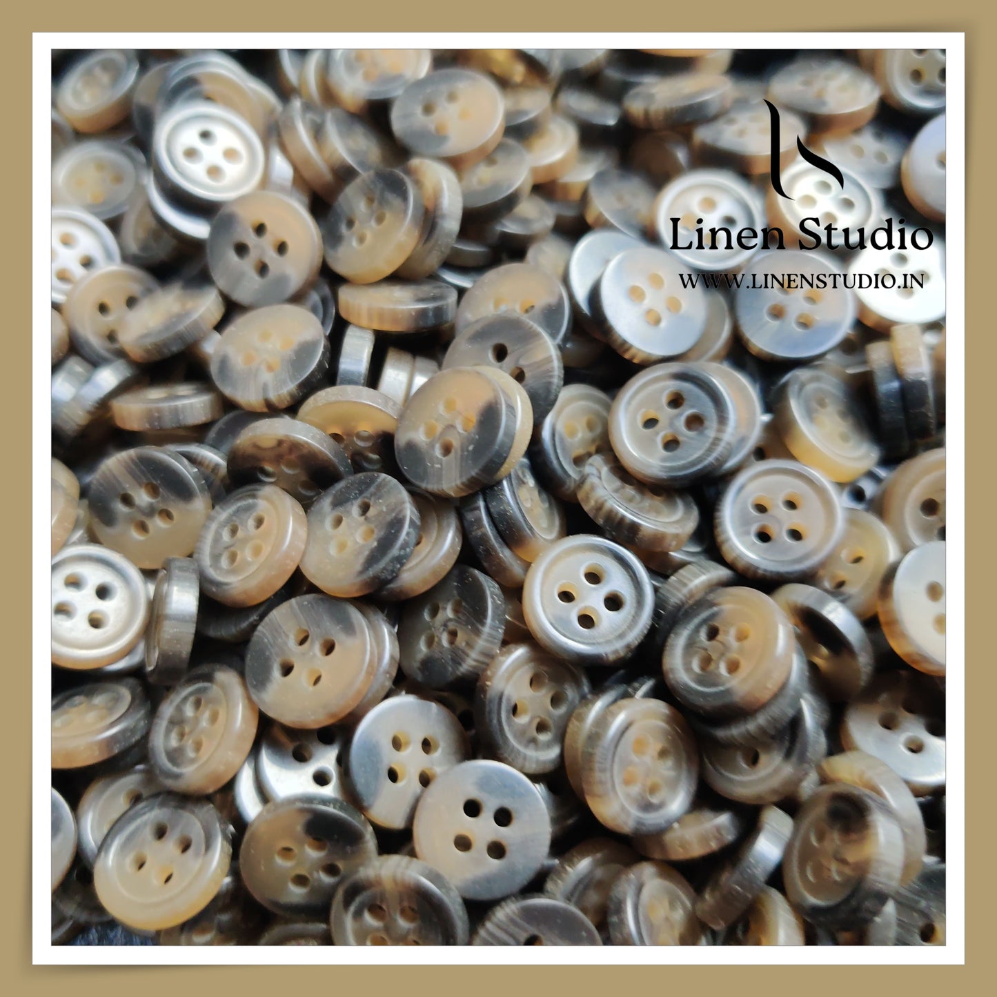 Round Rim 4 Hole Rod Shirt Buttons - P37J SG010 18L