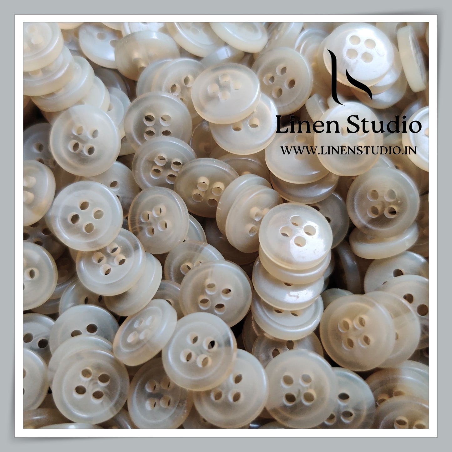 Round Rim 4 Hole Rod Shirt Buttons - P37J SG012 18L