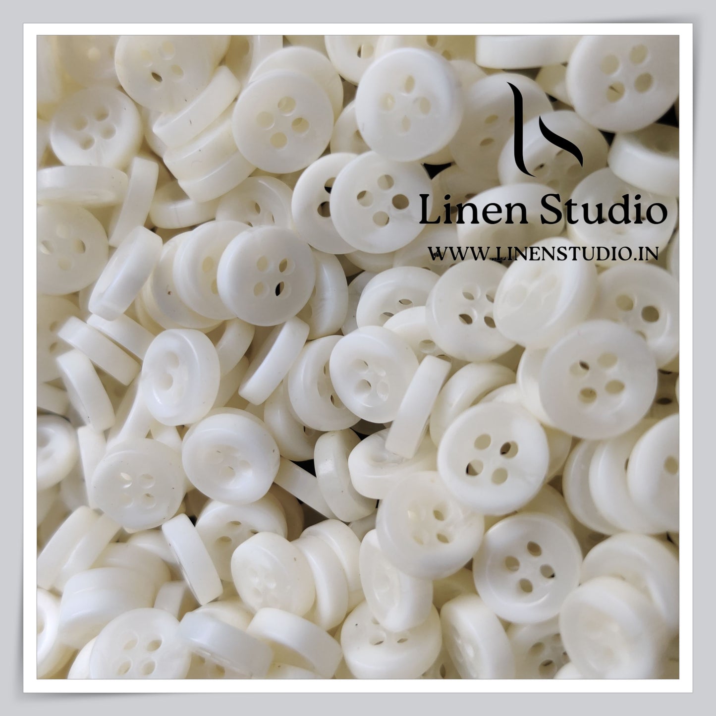 Round Rim 4 Hole Rod Shirt Buttons - P37J SG027 14L