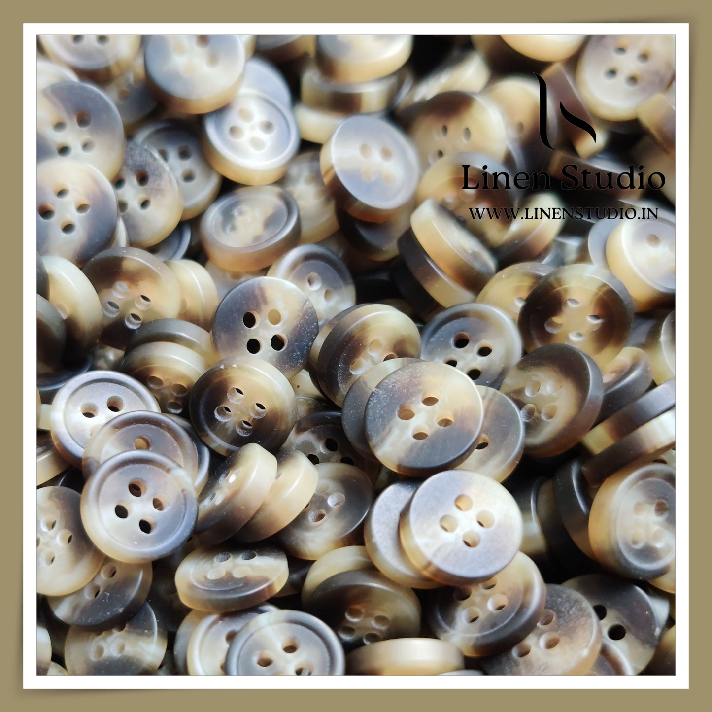 Round Rim 4 Hole Rod Shirt Buttons - P37J SG037 18L