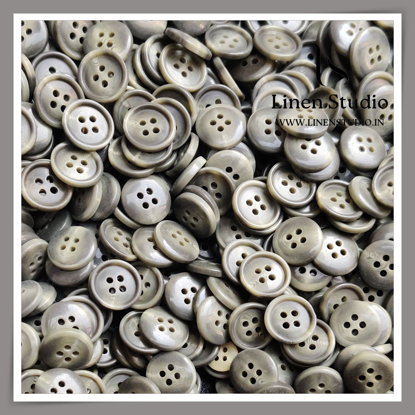 Round Rim 4 Hole Rod Shirt Buttons - P37K SG001 20L