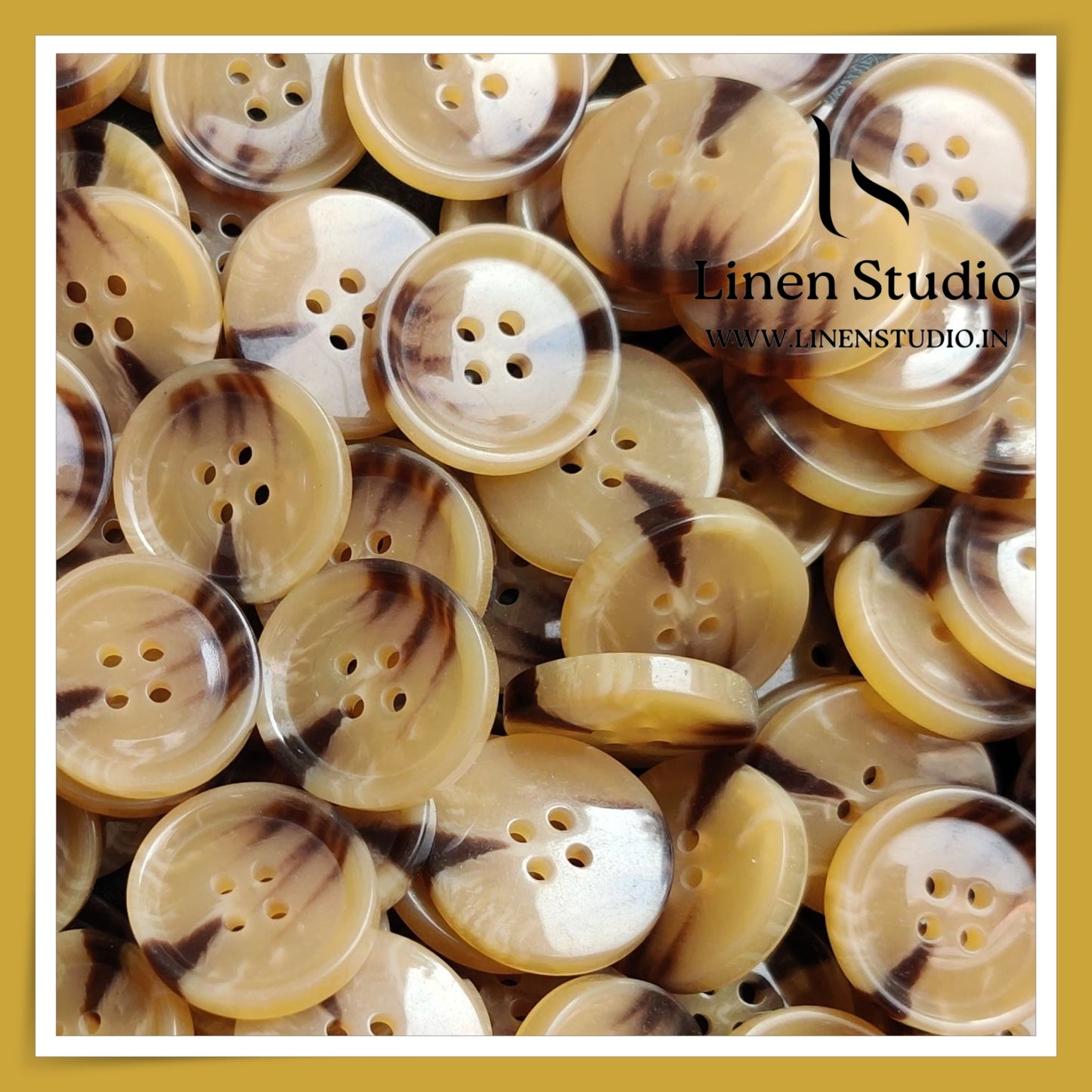 Round Rim 4 Hole Rod Shirt Buttons - P37K SG009 36L