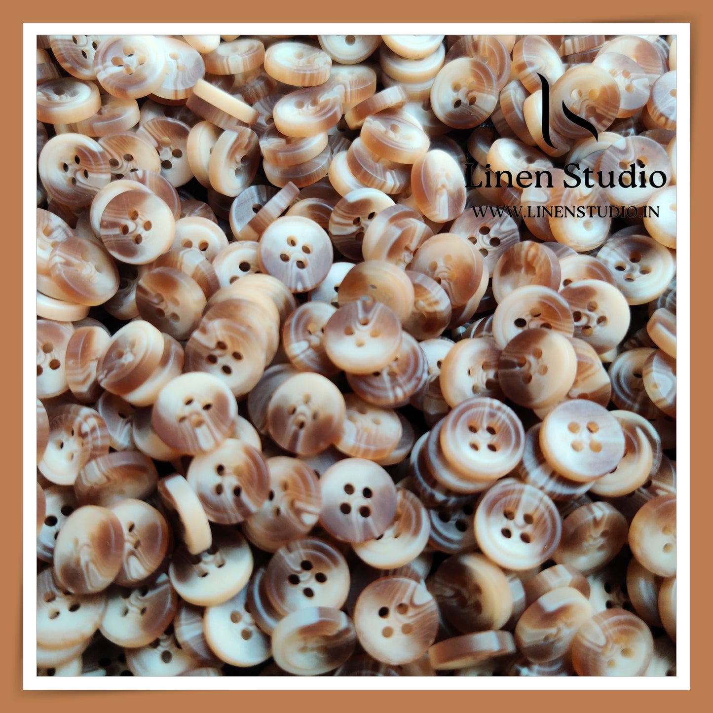 Round Rim 4 Hole Rod Shirt Buttons - P37K SG015 18L