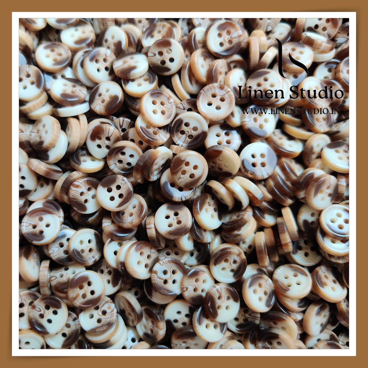 Round Rim 4 Hole Rod Shirt Buttons - P37 Lead free SG013 18L