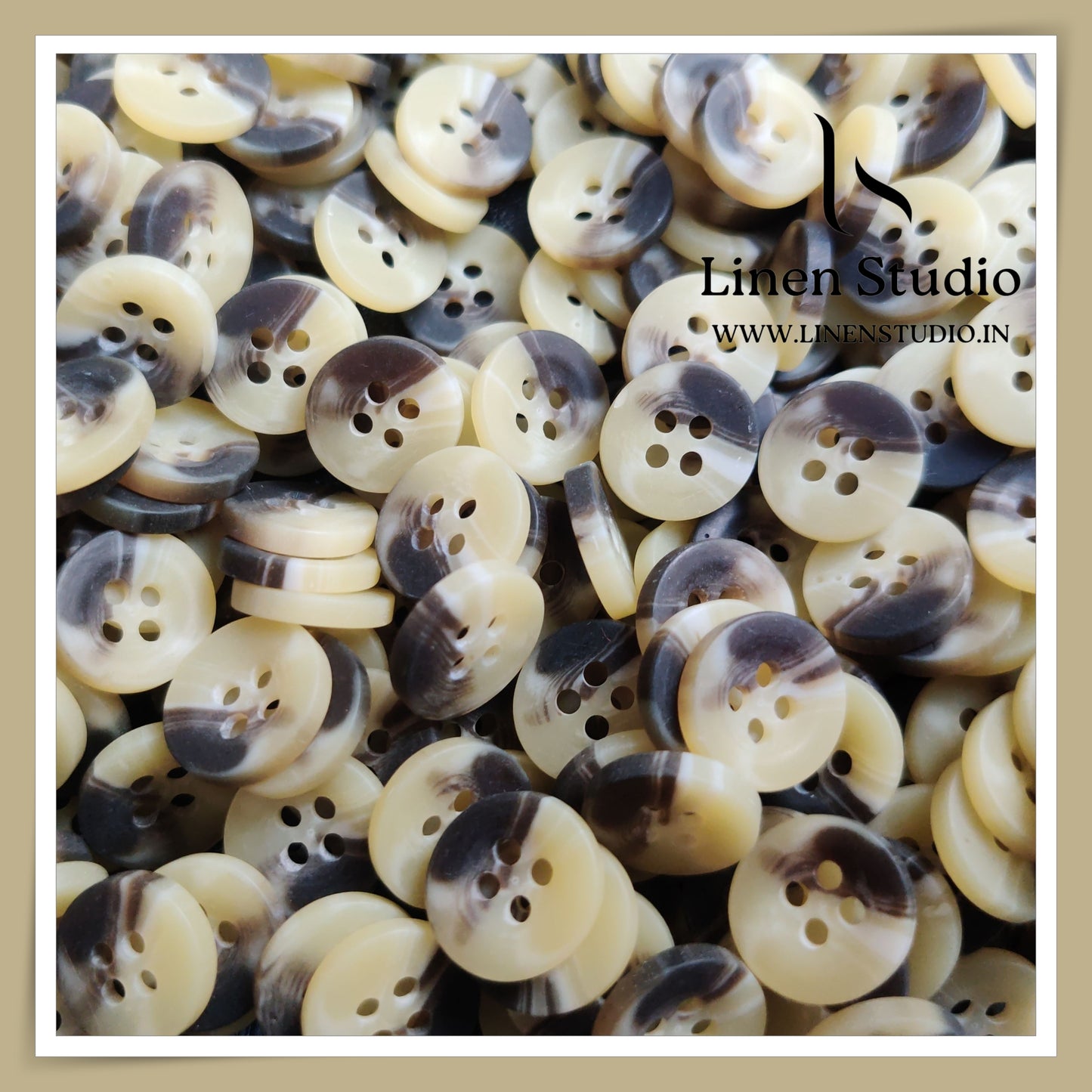 Round Rim 4 Hole Rod Shirt Buttons - P37M SG017 22L