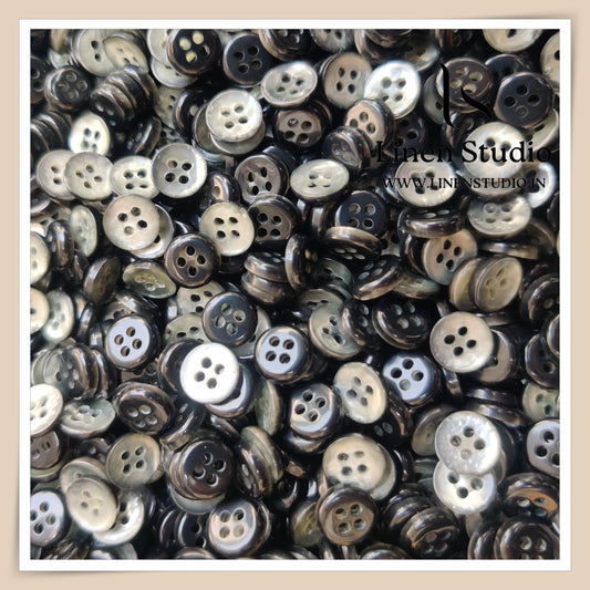 Round Rim 4 Hole Twin Colour Shirt Buttons - P80C 14L