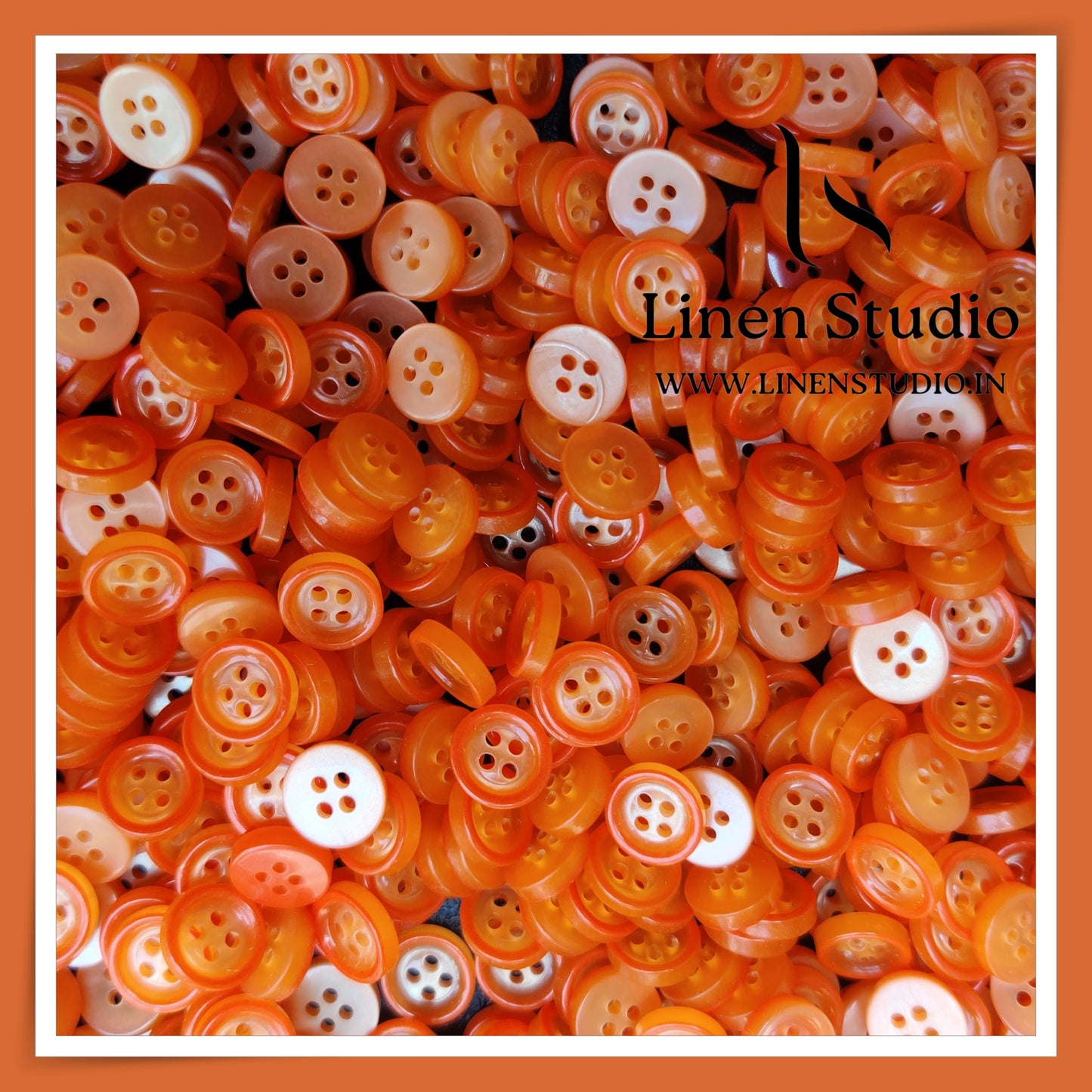 Round Rim 4 Hole Twin Colour Shirt Buttons - P80C 16L(2)
