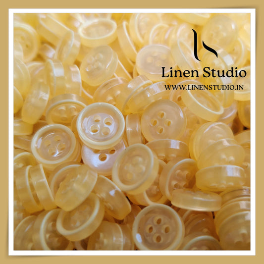 Round Rim 4 Hole Twin Colour Shirt Buttons - P80C 16L(5)