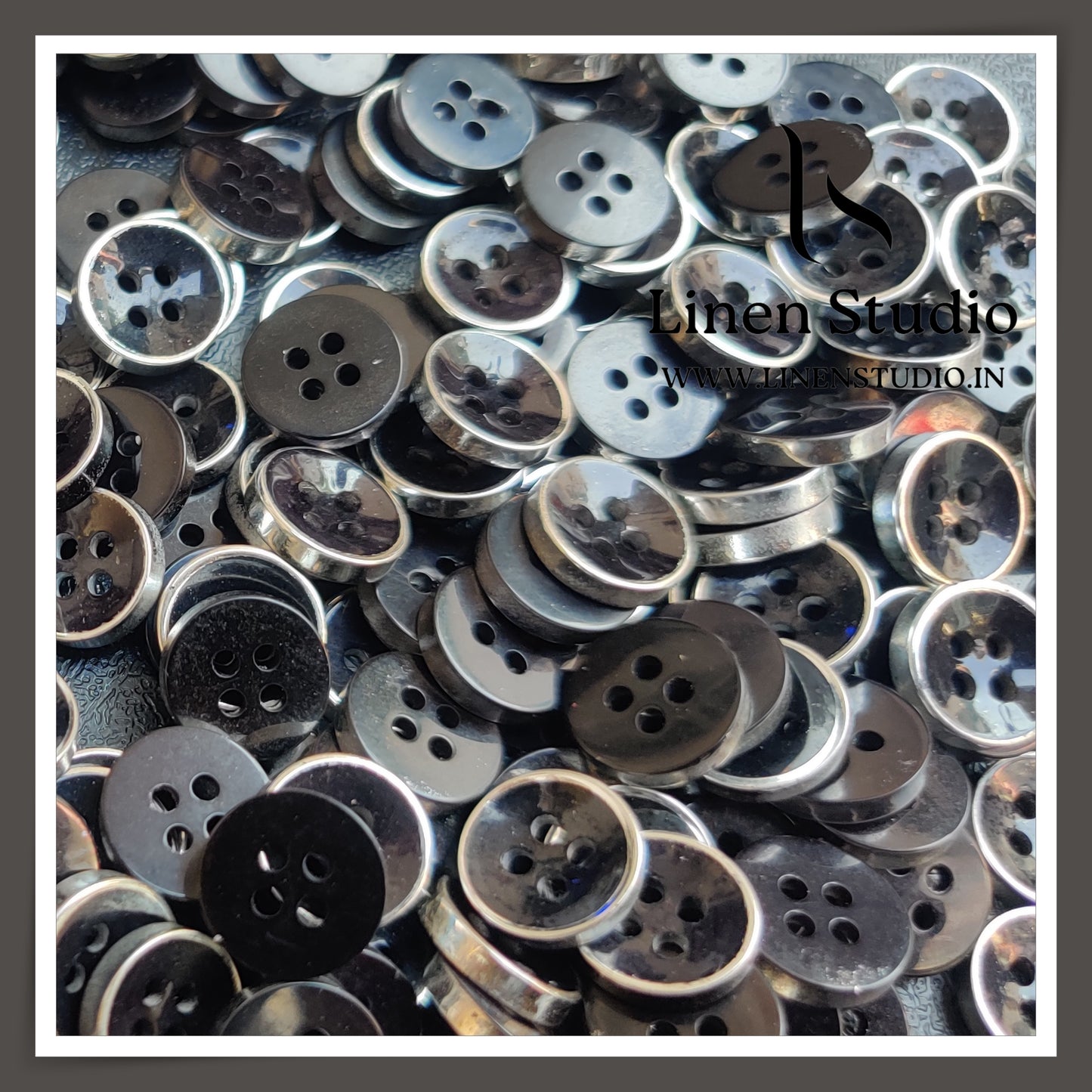 Round Rim 4 Hole Ringed Shirt Buttons - UV 18L