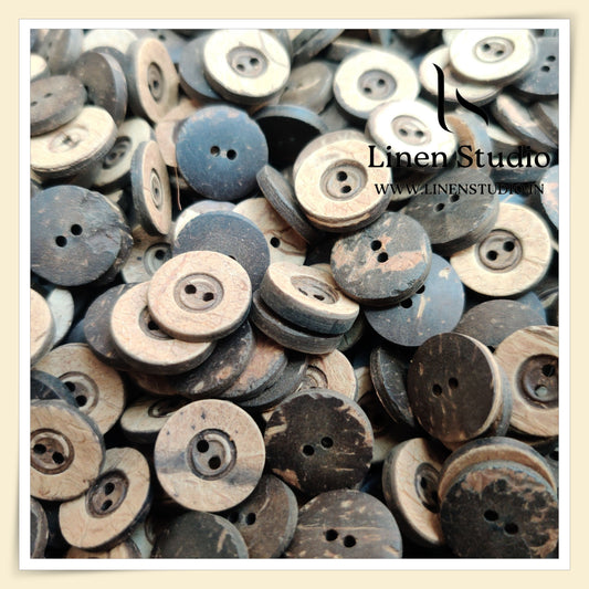 Round Rim 2 Hole Wood And Coconut Shirt Buttons - W01 SG040 24L