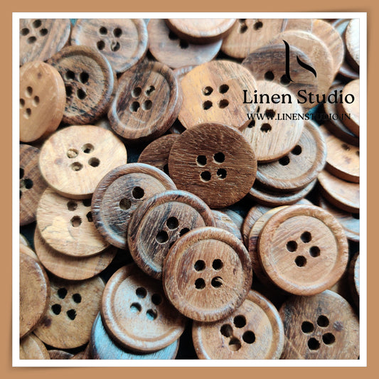 Round Rim 4 Hole Wood And Coconut Shirt Buttons - W01 SG041 40L